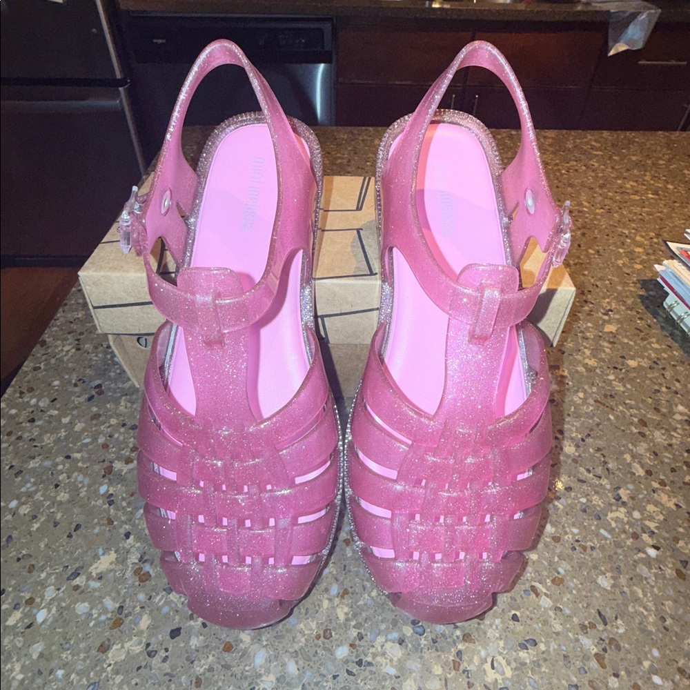 Mini Melissa Possession